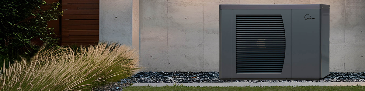 Hambach_bad_heizung_waermepumpe_SolvisPia-13-kW-17-kW_ba_1200x300